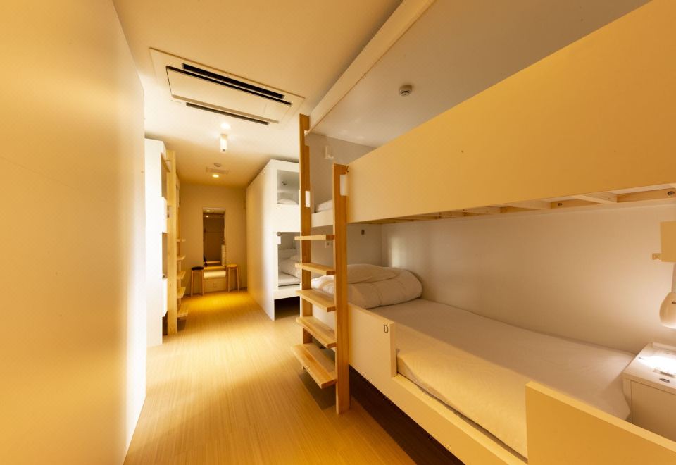 2. 플랫 호스텔 케..