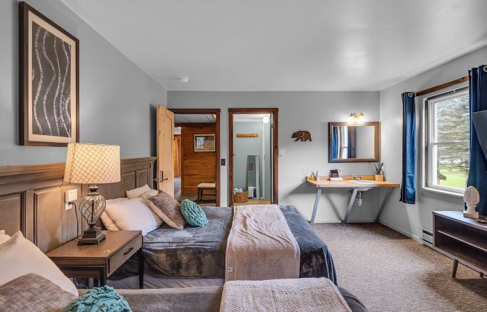 Timberline Lodge, Downtown Ellicottville - Near Ski Resort