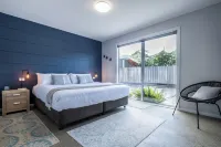 Amaroo 1 - Freycinet Holiday Houses Hotels in Coles Bay