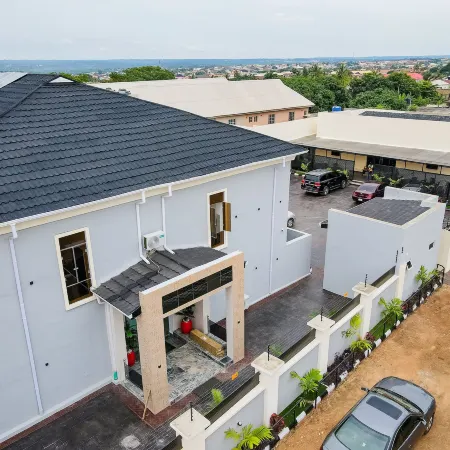 Beniks Courtyard Hotel