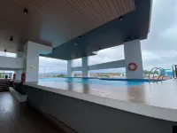 Minimalist and Cozy 1Br the Alton Apartment Các khách sạn ở Pedalangan
