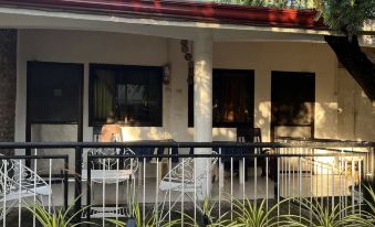 Pabua's Cottages