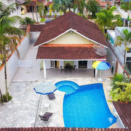 Linda Casa No condomínio Morada da Praia