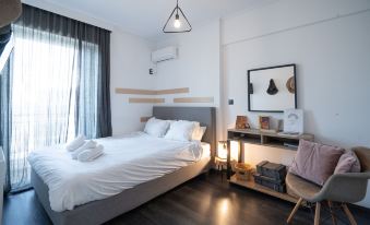 Luxury Penthouse with Private Rooftop - Acropolis View