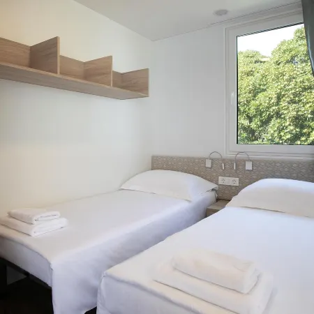 Amadria Park Deluxe Mobile Home