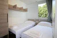 Amadria Park Deluxe Mobile Home Hotels in Brodarica