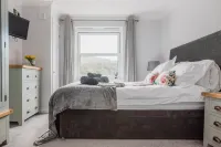 Number Seven Hotels near The Herring Restaurant