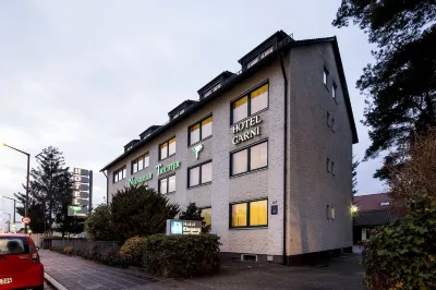 Nürnberger Trichter فنادق في Schwarzenbruck