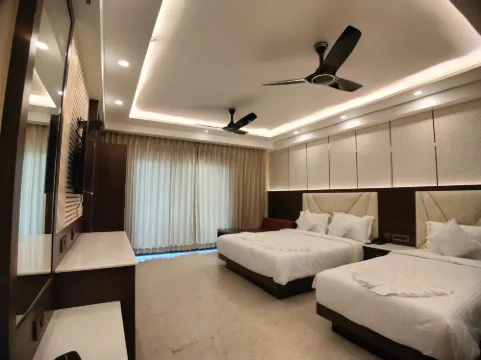 AGM แกรนด์ โฮเทล แอนด์ สปา