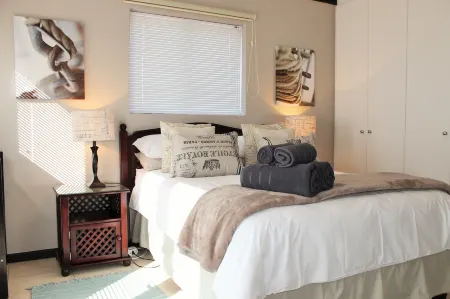 Santini Village 103 Отели рядом с достопримечательностью «Knysna Elephant Park»