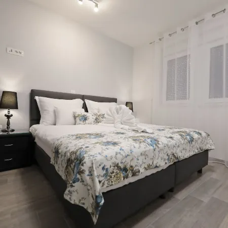 Luxury Majpruz Suites