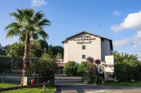 Hotel Loreak Hotels in Bayonne