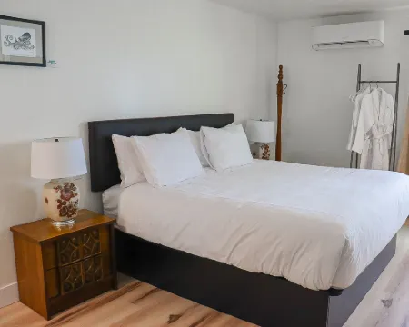 The Wildflower Inn Hotels in Curry County