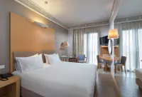 Central Hotel Отели в г. Афины