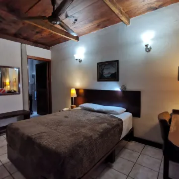 Dai Nonni Hotel Hotels near Zona 14