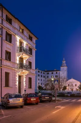 Apartments Villa Castello Hotel a 