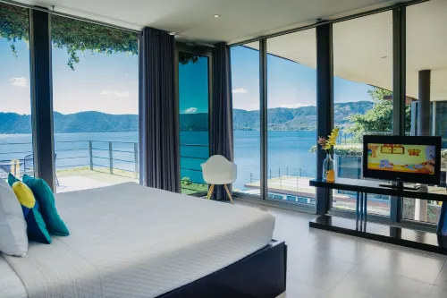 Cardedeu Residence Hotels in Los Naranjos