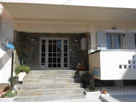 Aristo Apts Отели рядом с достопримечательностью «Музей под открытым небом «Лихностатис»»