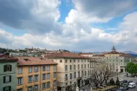 貝加莫15號旅館