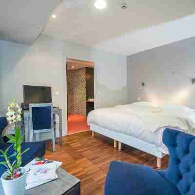 Le Château du Bost Rooms