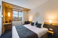 Marmotel & Spa Hotel dekat Couvent Saint Jean de Matha