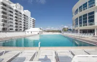 New Point Miami Beach Apartments