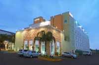 Staybridge Suites Queretaro Hotels in Queretaro