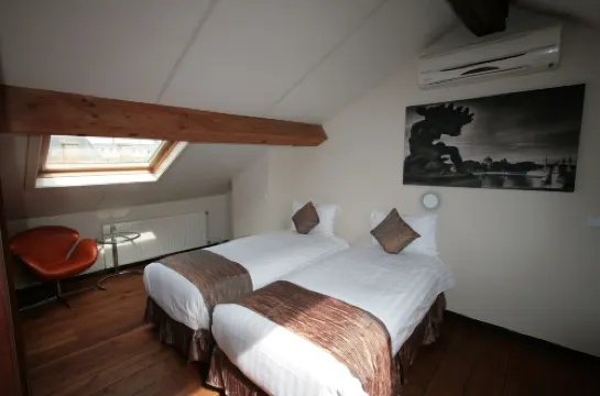 Amosa Liège City Centre Apart Regence 10