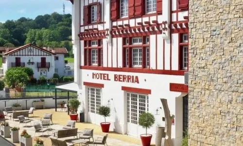 Hôtel Berria PAR la Maison de Pierre