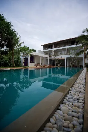 Roman Beach Hotel Отели рядом со станцией Hikkaduwa Railway Station