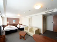 Alpico Plaza Hotel Hotels near Fukashi Shrine