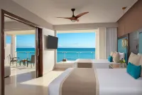 Dreams Jade Resort & Spa - All Inclusive