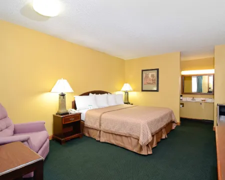 Americas Best Value Inn Iola Hotels in Iola
