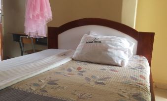 Lira Tasha Hotel