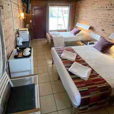 Proserpine Motor Lodge Rooms