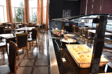 Athina Airport Hotel