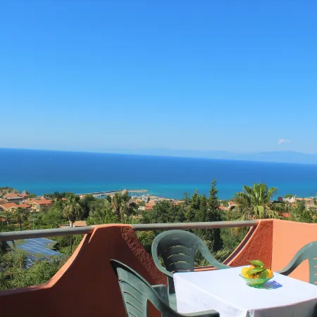 Hotel Calysea Tropea - Breakfast & Brunch Until 13-00 Included - Free Private Parking