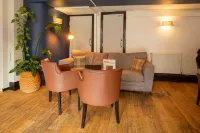 The Midland Hotel Hotels in Normanton