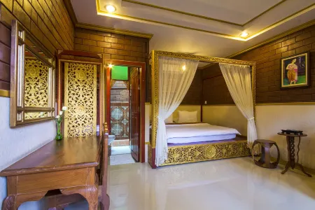 Irawadee Resort Отели рядом с достопримечательностью «Wat Don Kaeo»