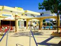 Antonios Hotel