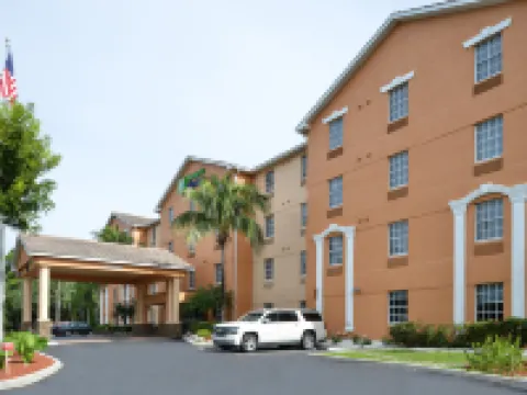 Holiday Inn Express & Suites Naples North - Bonita Springs by IHG Hotels in Bonita Springs