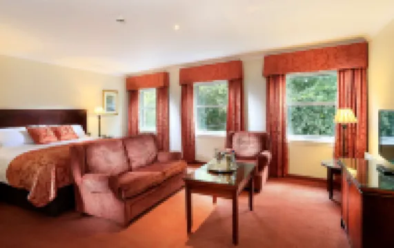 Macdonald Norwood Hall Hotel