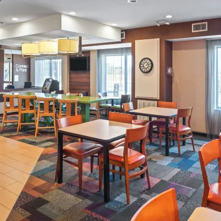 Fairfield Inn & Suites Columbus
