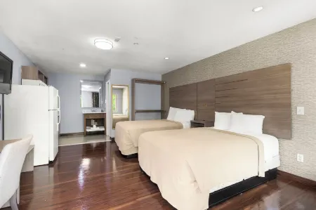 Travel Inn & Suites Отели в г. Хамбл