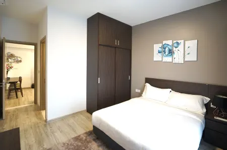 The First Stay Hotel