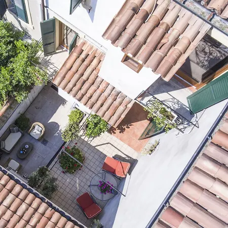 Veronetta House