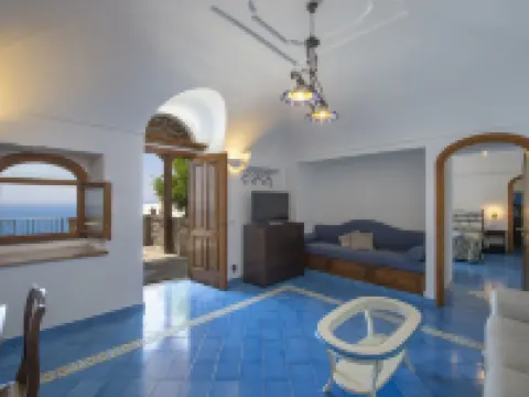 Villa Il Frantoio and Lilmar Hotels in Praiano