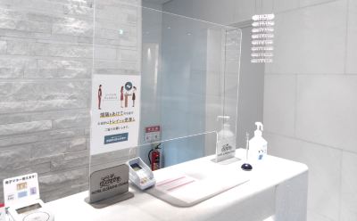 フロントデスク ホテル エルセラーン大阪の写真