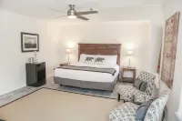 The Eden House Vineyard Hotels in Atascadero