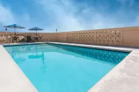 Days Inn by Wyndham Yakima - piscine
